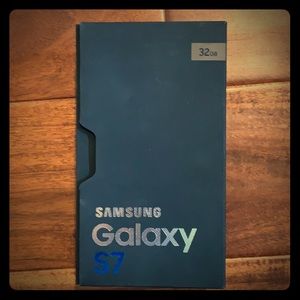 Galaxy S7 Gold Platinum 32GB PHONE